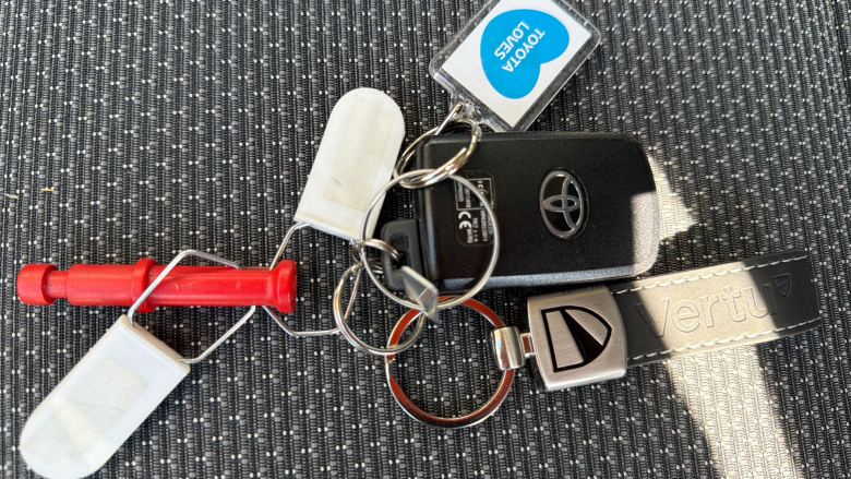 Toyota Yaris 1.5 Hybrid Icon 5dr CVT Hybrid Hatchback